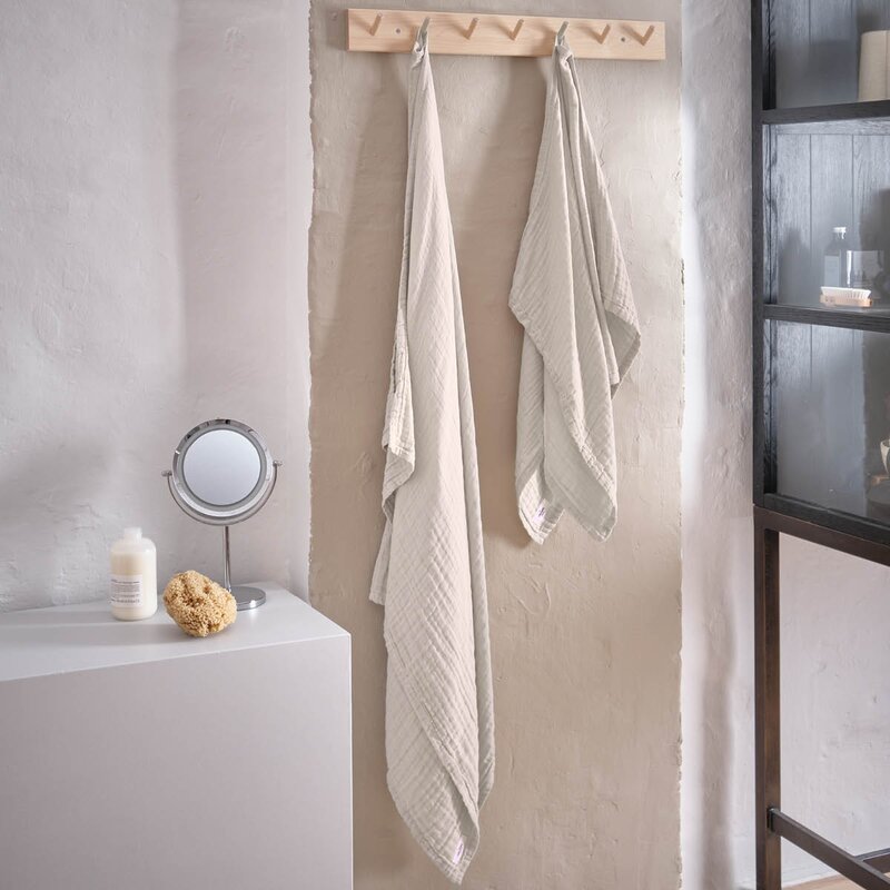 The Organic Company FINE set med badlakan och handduk stone