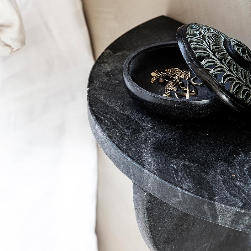 House Doctor Mega vägghylla i marmor 18x36 cm svart marmor