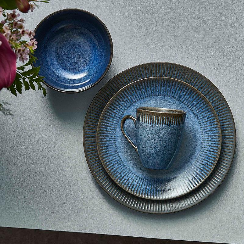 Aida Relief Stoneware Tallrik 22 cm Blå