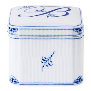 Royal Copenhagen Alphabet Collection fyrkantig bonbonjär B 13 cl