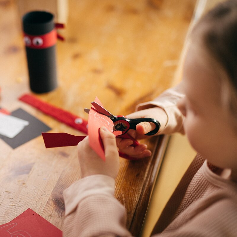 Fiskars Kids sax 6+ år 13 cm ninja