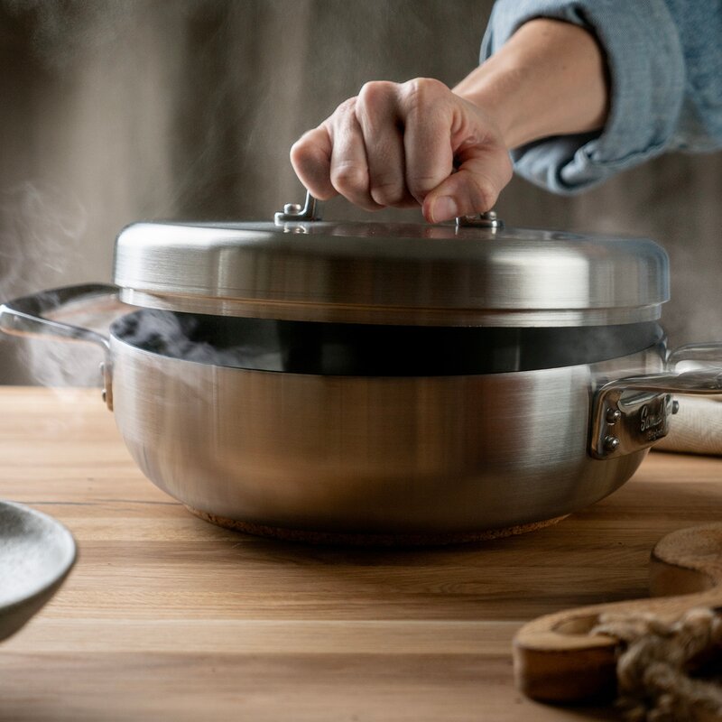 Samuel Groves Classic Stainless serveringspanna med lock 26 cm 2,5 L urban