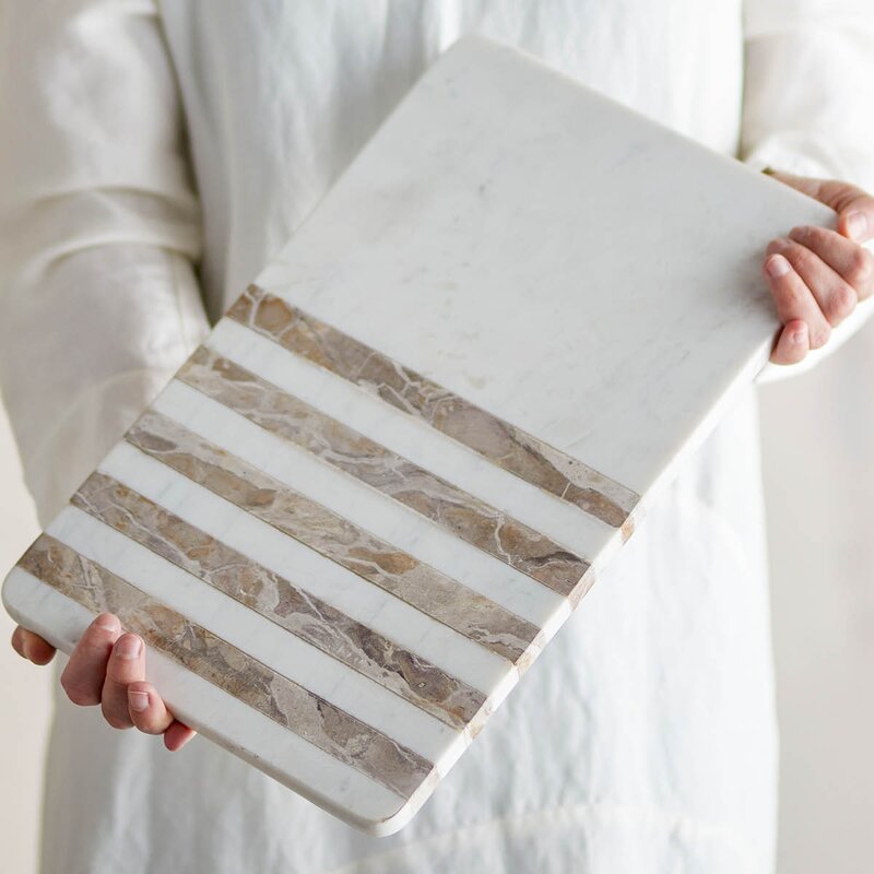 Bloomingville Skärbräda Novelle i marmor 38x22,5x1,5 cm vit