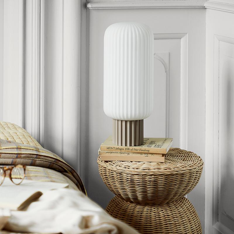 Broste Copenhagen Lolly Bordslampa 16x39 cm Sand
