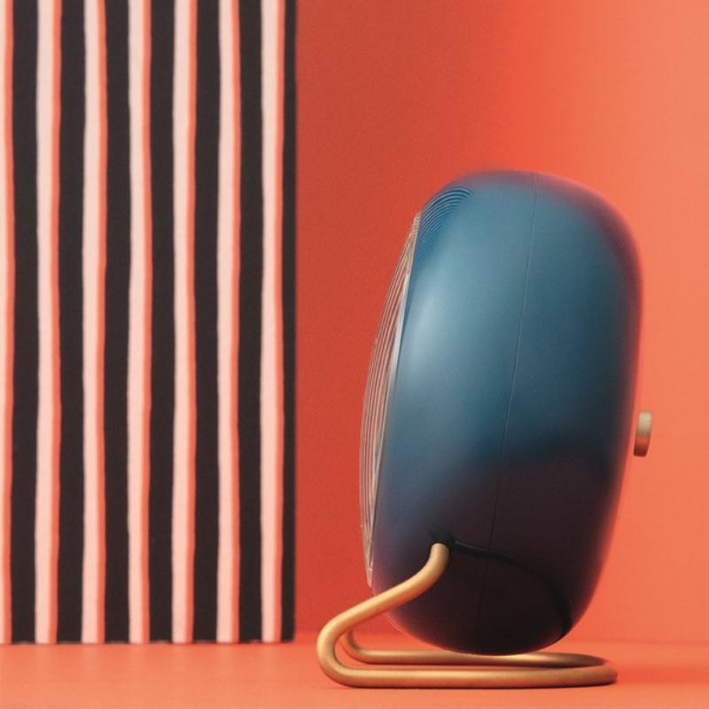 Arne Jacobsen Station Bordsur 11 cm Blå/Mässing