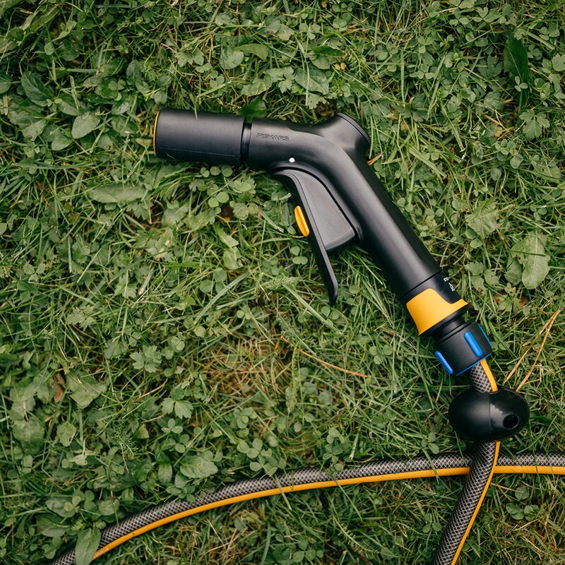 Fiskars Solid™ strålpistol justerbar 20 cm svart