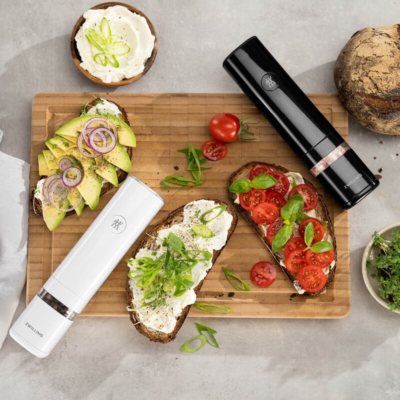 Zwilling Enfinigy elektrisk saltkvarn / pepparkvarn 21,3 cm svart
