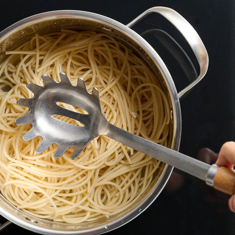 Anders Petter Signerat spaghettislev 32,5 cm akacia