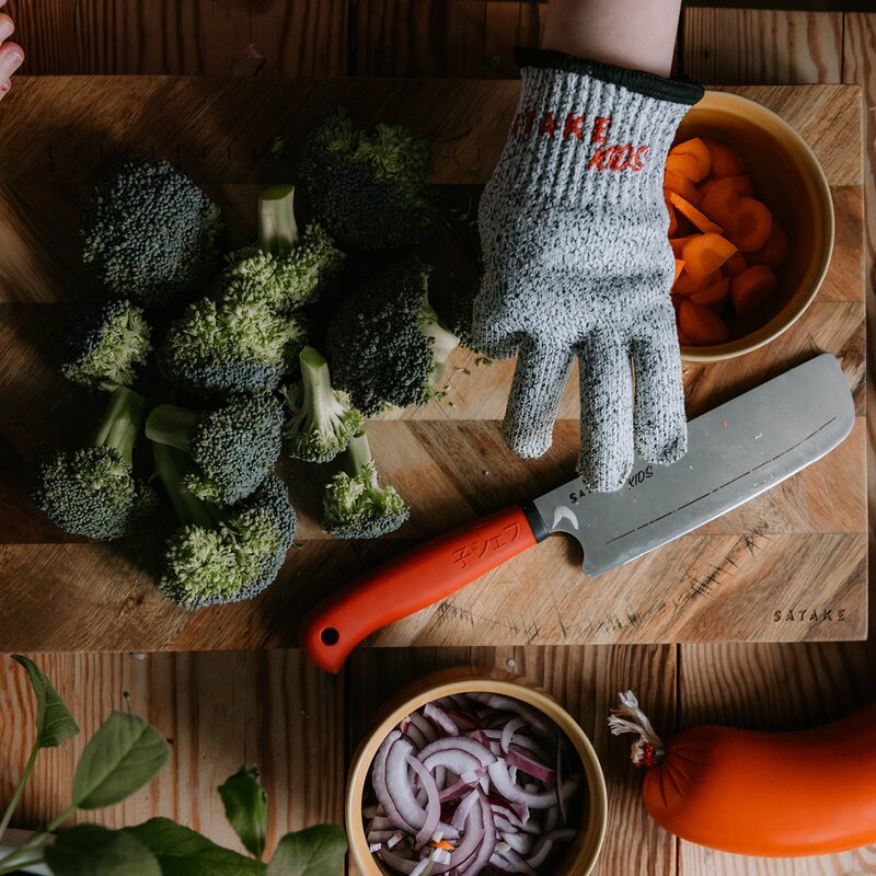 Satake Barnkniv med skyddshandske