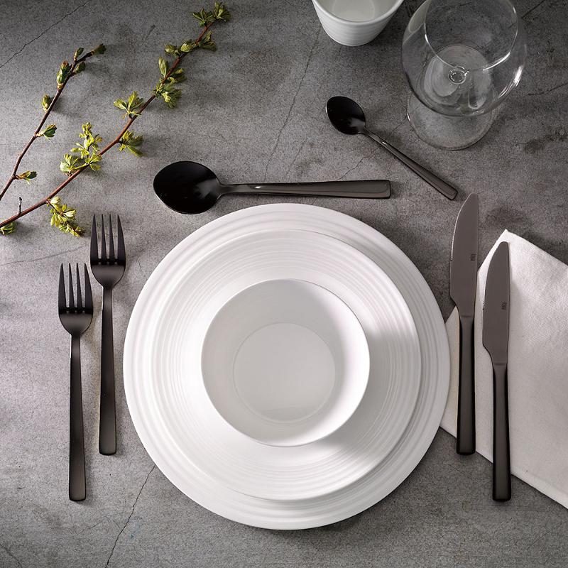 Aida Raw Bestickset 16 delar Svart