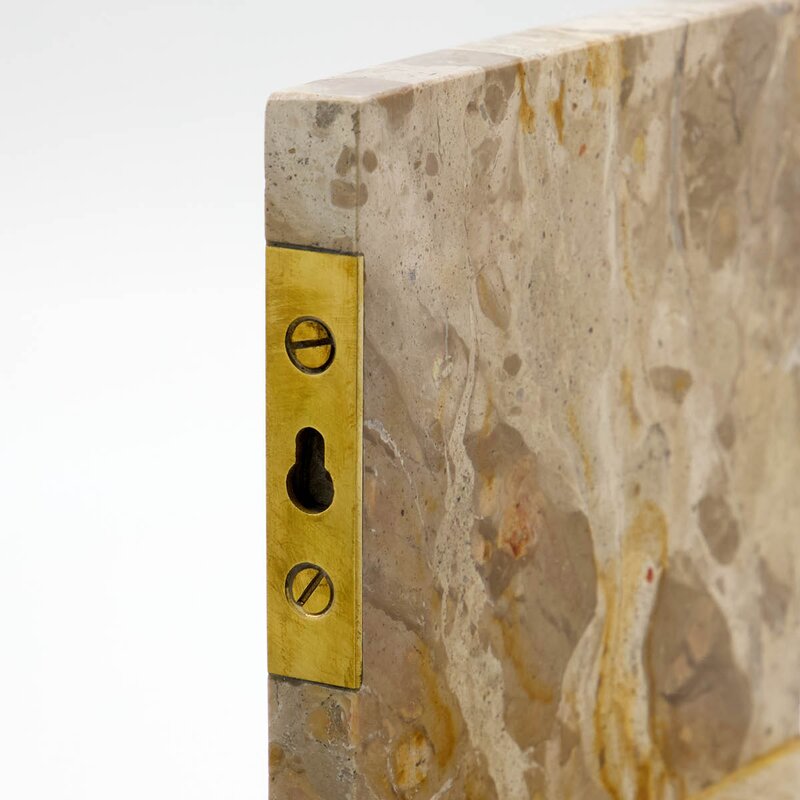 House Doctor Marr vägghylla i marmor 50 cm beige marmor