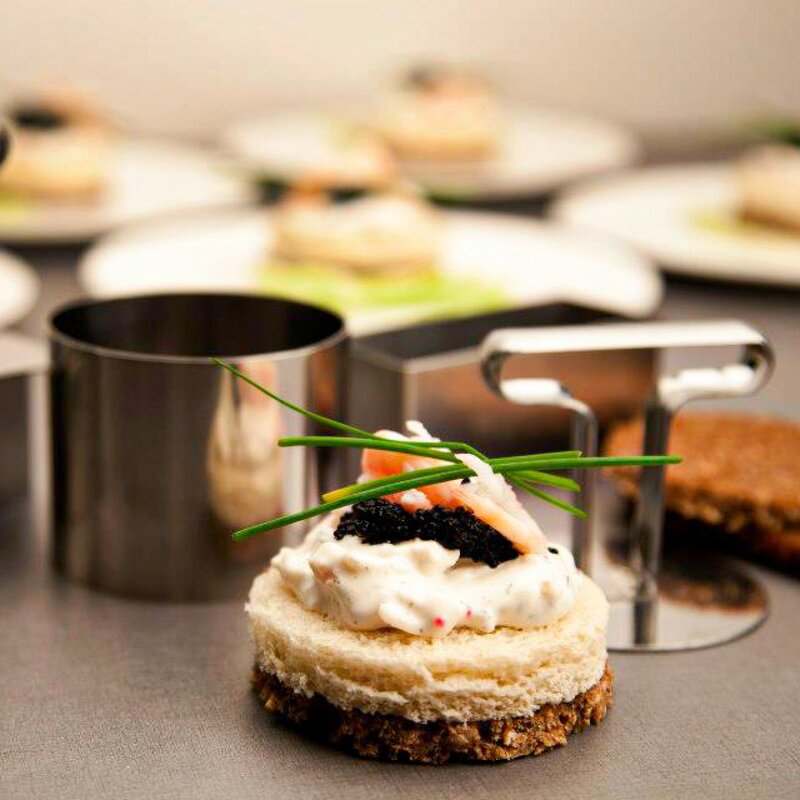 Exxent Set med stansringar och press