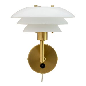 Dyberg Larsen DL20 vägglampa 20 cm opal/mässing