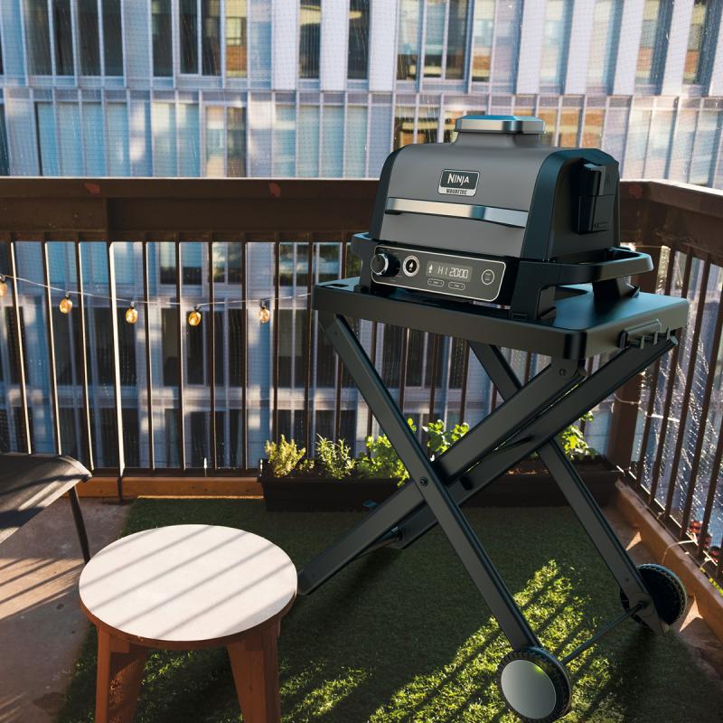 Ninja Woodfire elektrisk grill för utomhusbruk 7-in-1 2400W