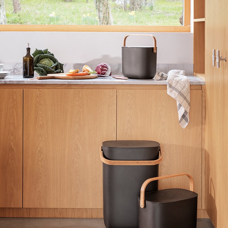 Eva Solo Reflect sopsorteringshink 6 L svart