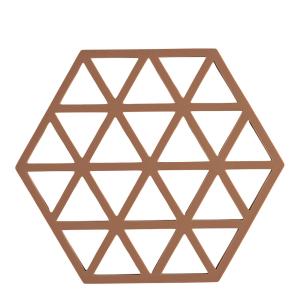 Zone Triangles Grytunderlägg 16 cm Almond