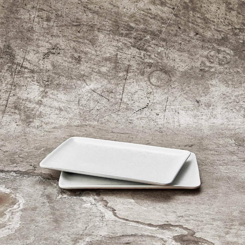 Aida Raw Crafted Arctic White Tallrik 23x15 cm