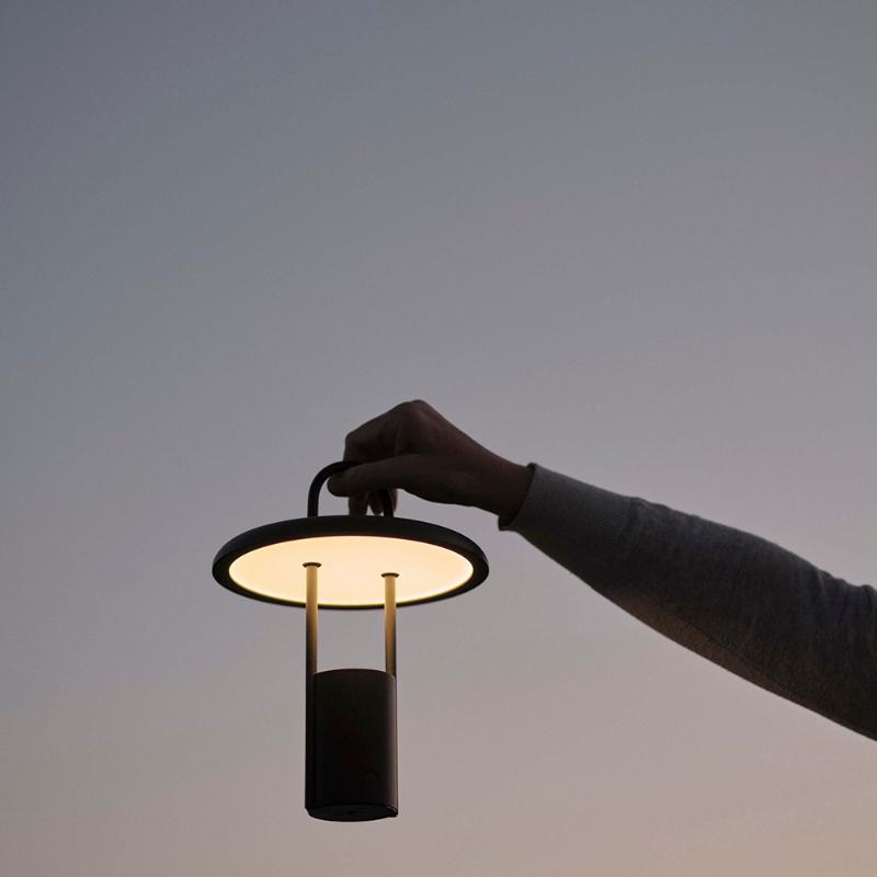 Stelton Pier LED-lampa Svart