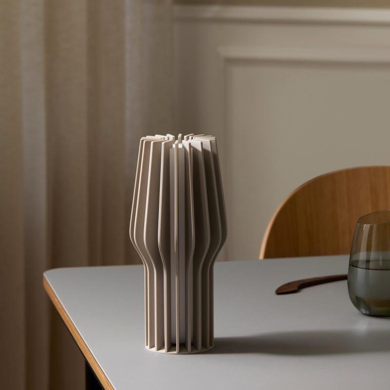 Eva Solo Radiant LED-lampa 25 cm Pearl beige