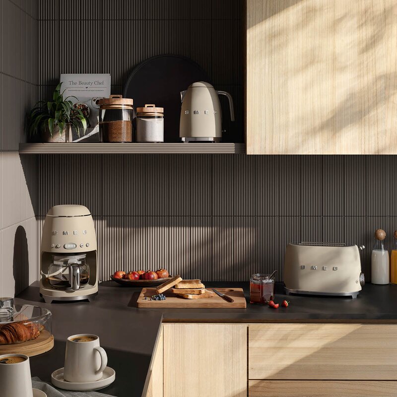 SMEG vattenkokare KLF03 1,7 L moonlight