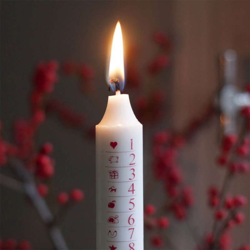 Liljeholmens Kalenderljus kronljus 24 cm vit/röd