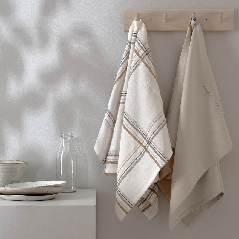 The Organic Company Set med kökshandduk 53x86 cm 2-pack earth check