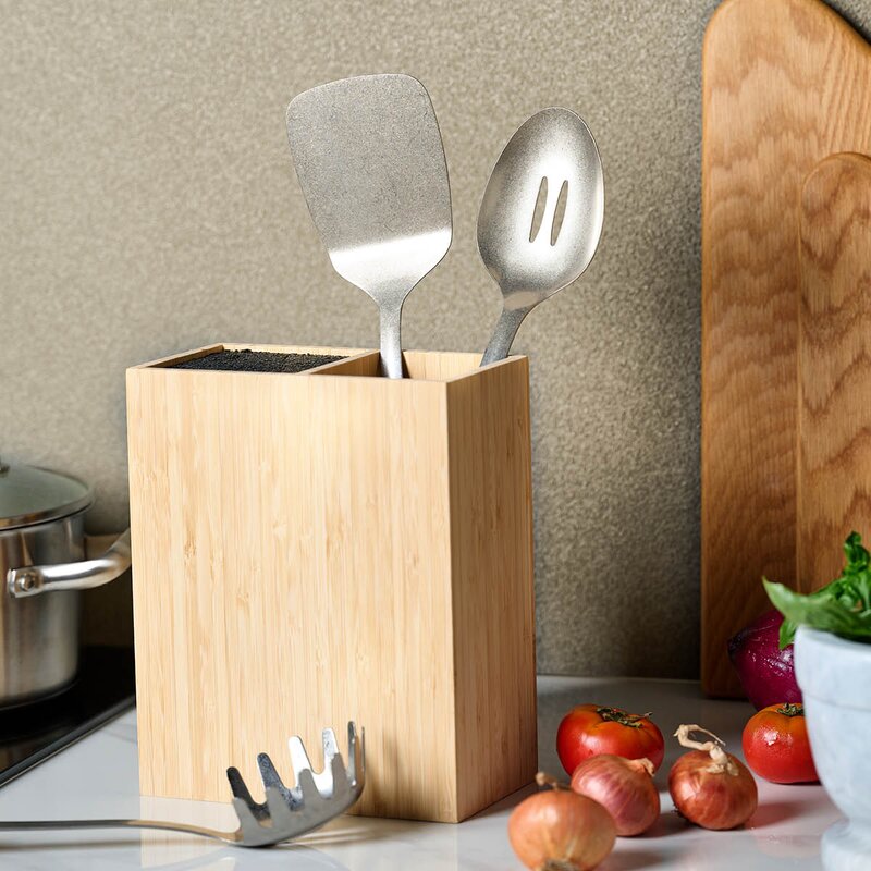 Anders Petter Signerat spaghettislev 32,5 cm akacia