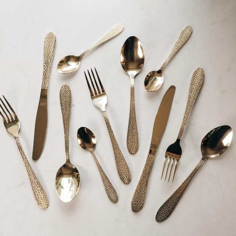 Vargen & Thor Frost Aura bestickset 16 delar guld