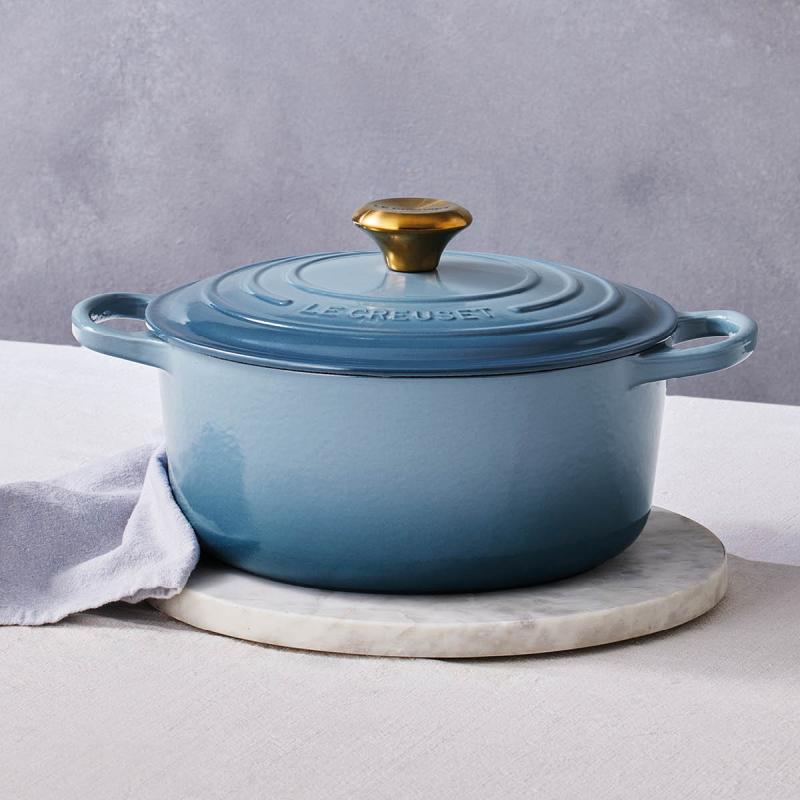 Le Creuset Signature gjutjärnsgryta rund 24 cm 4,2 L Chambray