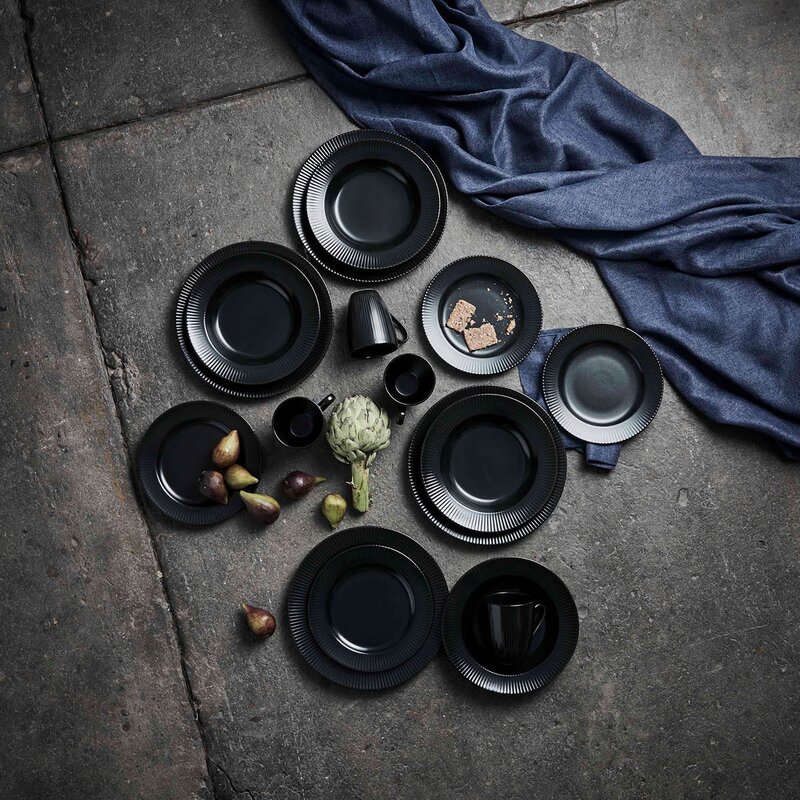 Aida Groovy Tallrik 27 cm Svart