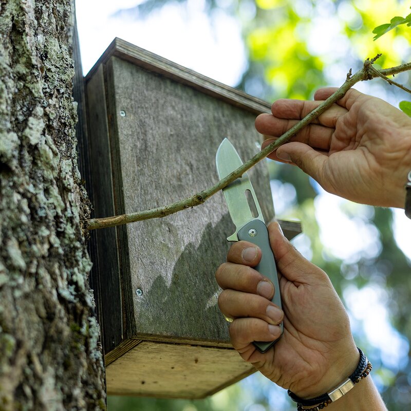 EKA Classic 8 fällkniv 9 cm rostfritt stål & titan