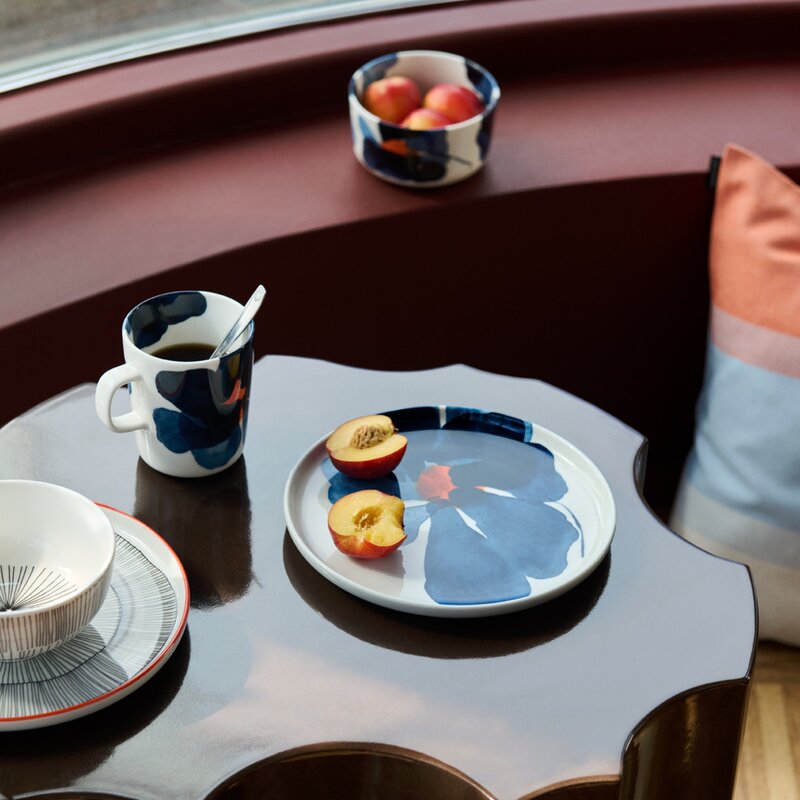 Marimekko Oiva Valssi skål 50 cl vit/blå/orange