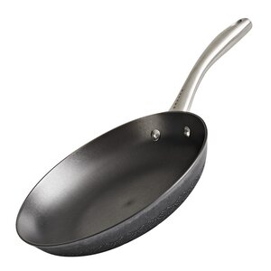 Satake Pure Pan stekpanna 24 cm gjutjärn nitrering