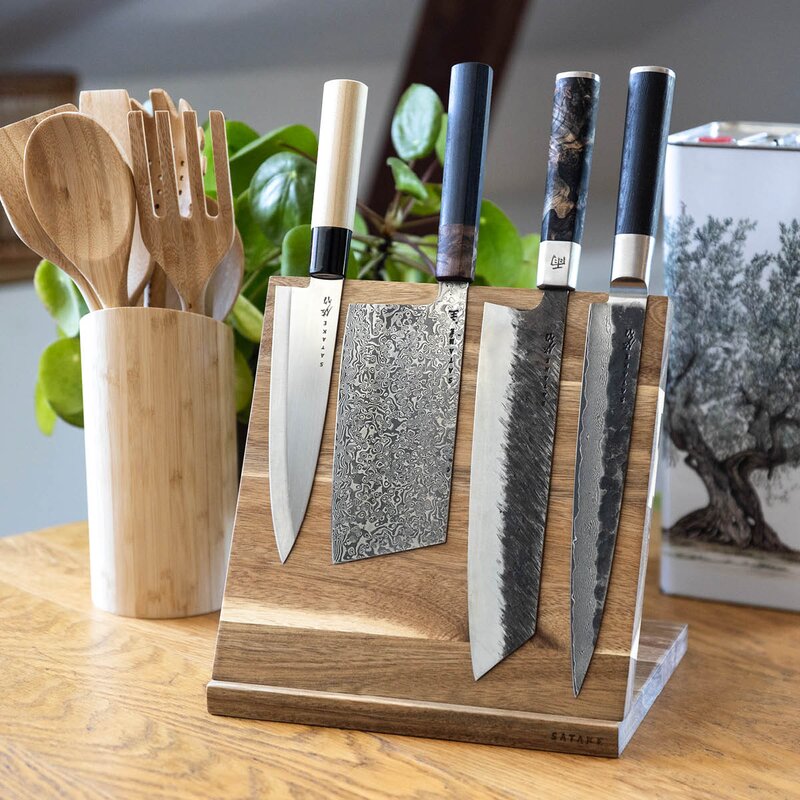 Satake Magnetiskt knivställ 24 cm akacia