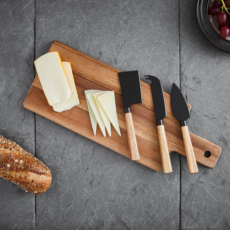 Haws Santo ostset med 3 knivar och skärbräda
