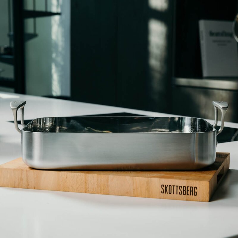 Skottsberg Ugnsform med galler 25x35 cm rostfritt stål