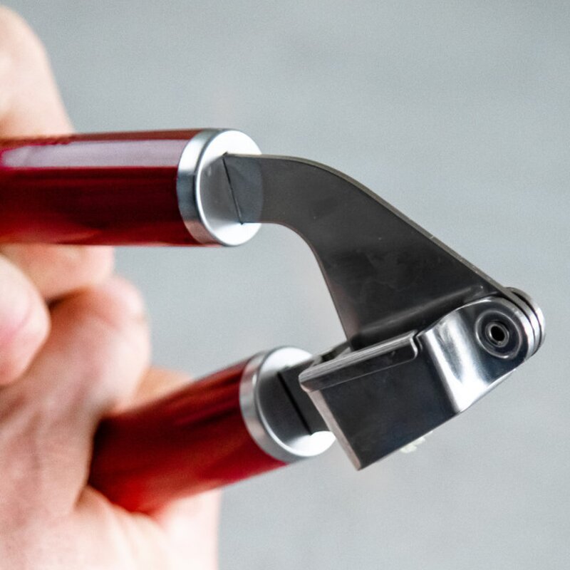 KitchenAid Core vitlökspress 19 cm empire red