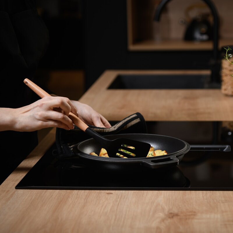 Maku Köksredskapsset 7 delar svart/bok