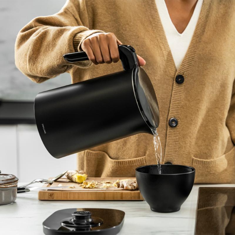 Zwilling Enfinigy Vattenkokare Pro 1850W 1,5 L Svart