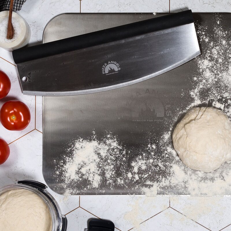 Modern House Pizza Angels pizzadelare vagga 35 cm svart/borstad stål