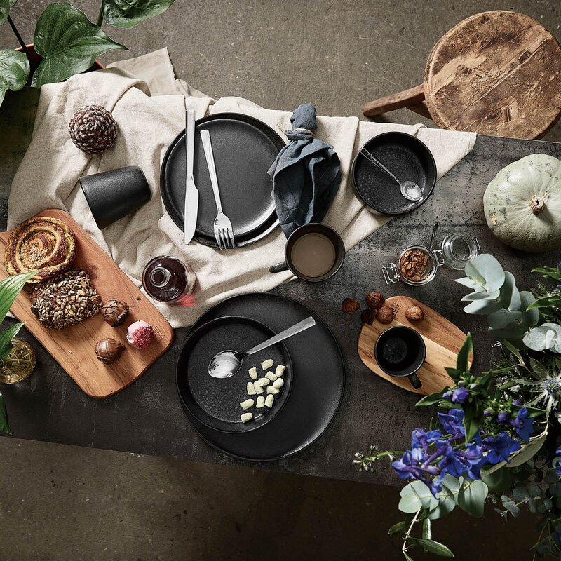 Aida Raw Tallrik 23 cm Titanium Black