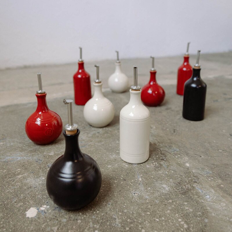 Emile Henry Flaska för vinäger 400 ml röd