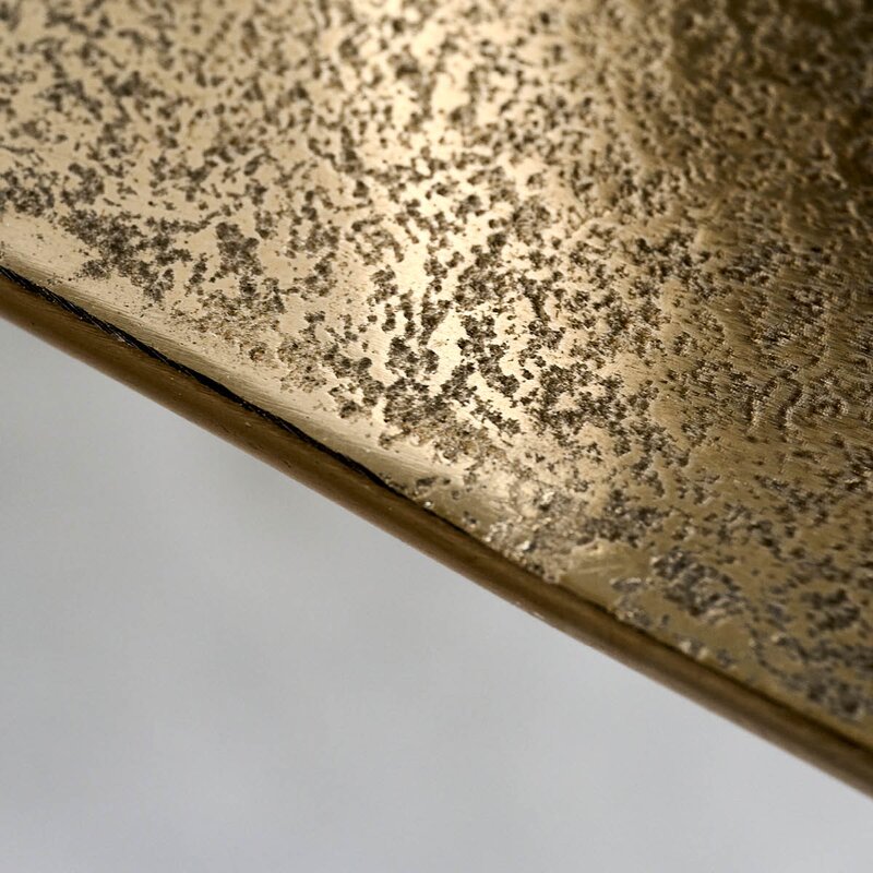 House Doctor Boxie vägghylla i aluminium 50x18 cm guldfinish