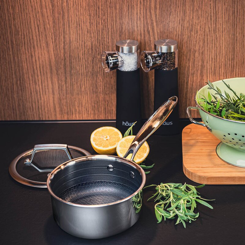 Haws Santo kastrull med lock 1,5 L beläggning stål/svart