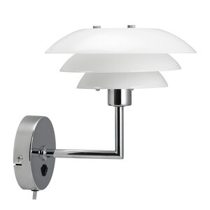 Dyberg Larsen DL20 vägglampa 20 cm opal/krom