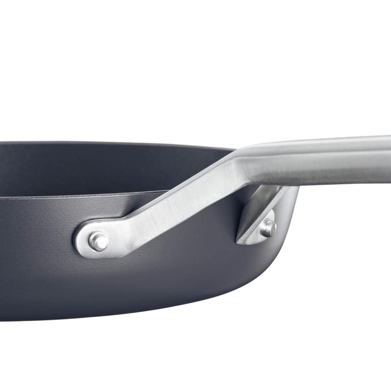 Fiskars Taiten Stekpanna 28 cm Svart
