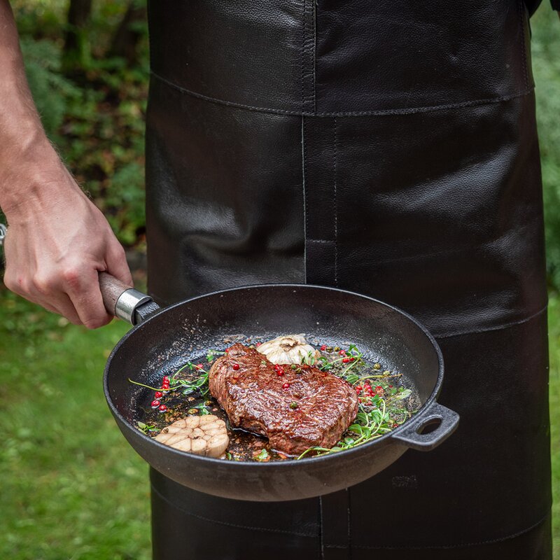 Maku Stekpanna i gjutjärn med trähandtag 24 cm