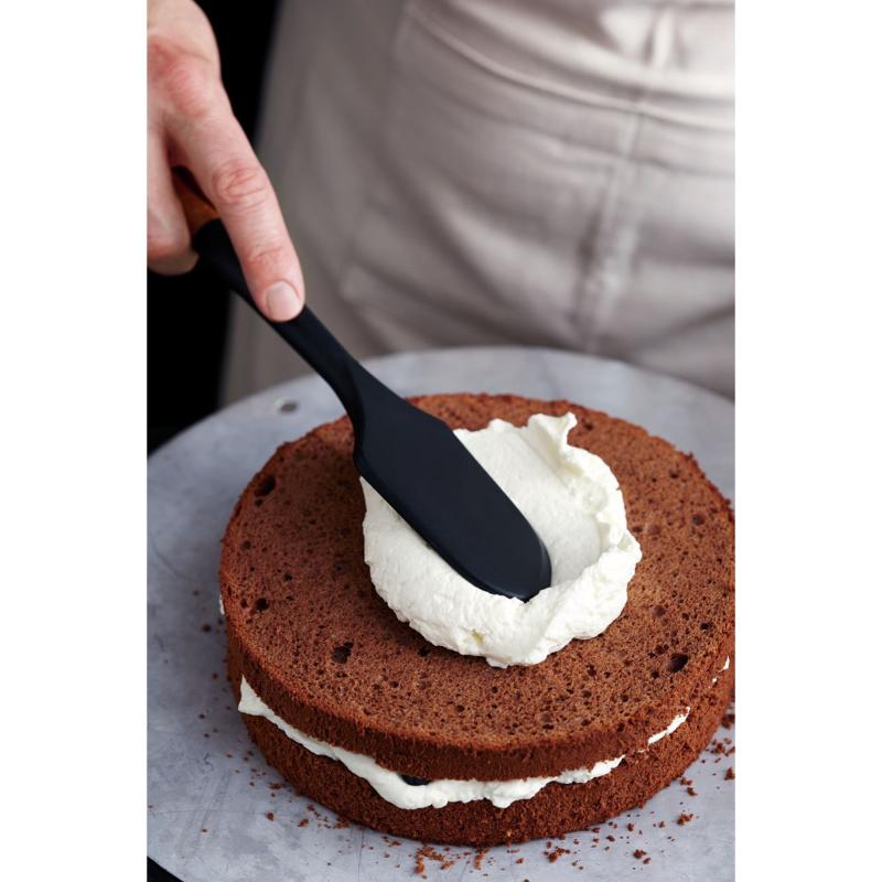 Staub Degskrapa / slickepott i silikon 31 cm akacia/svart