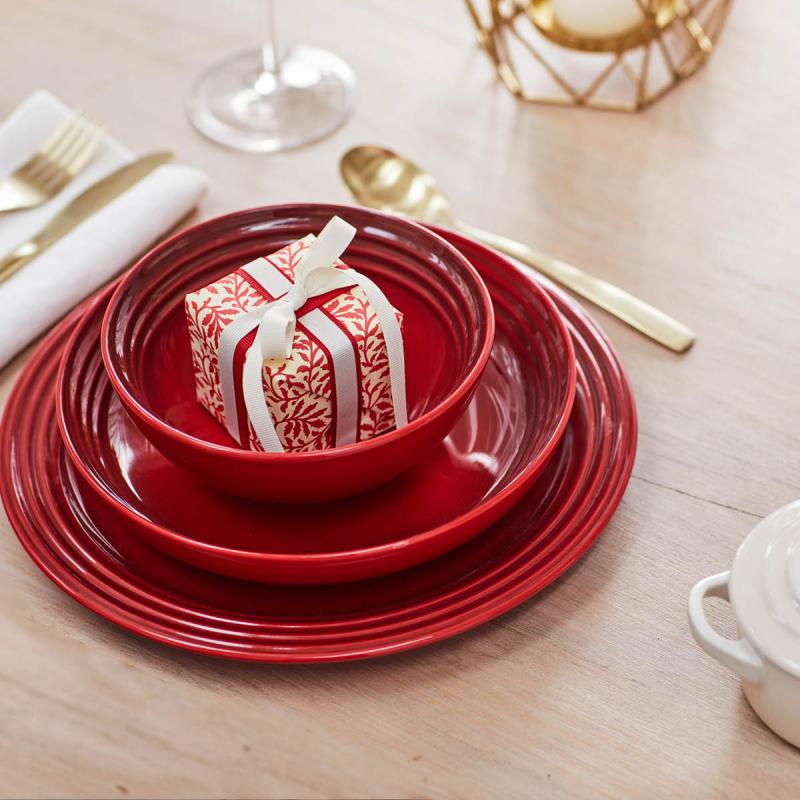 Le Creuset Signature Pastatallrik 22 cm Cerise