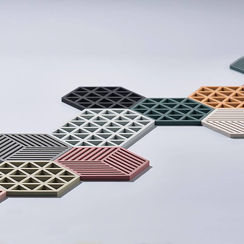 Zone Hexagon Grytunderlägg SilIkon 16 cm Grå